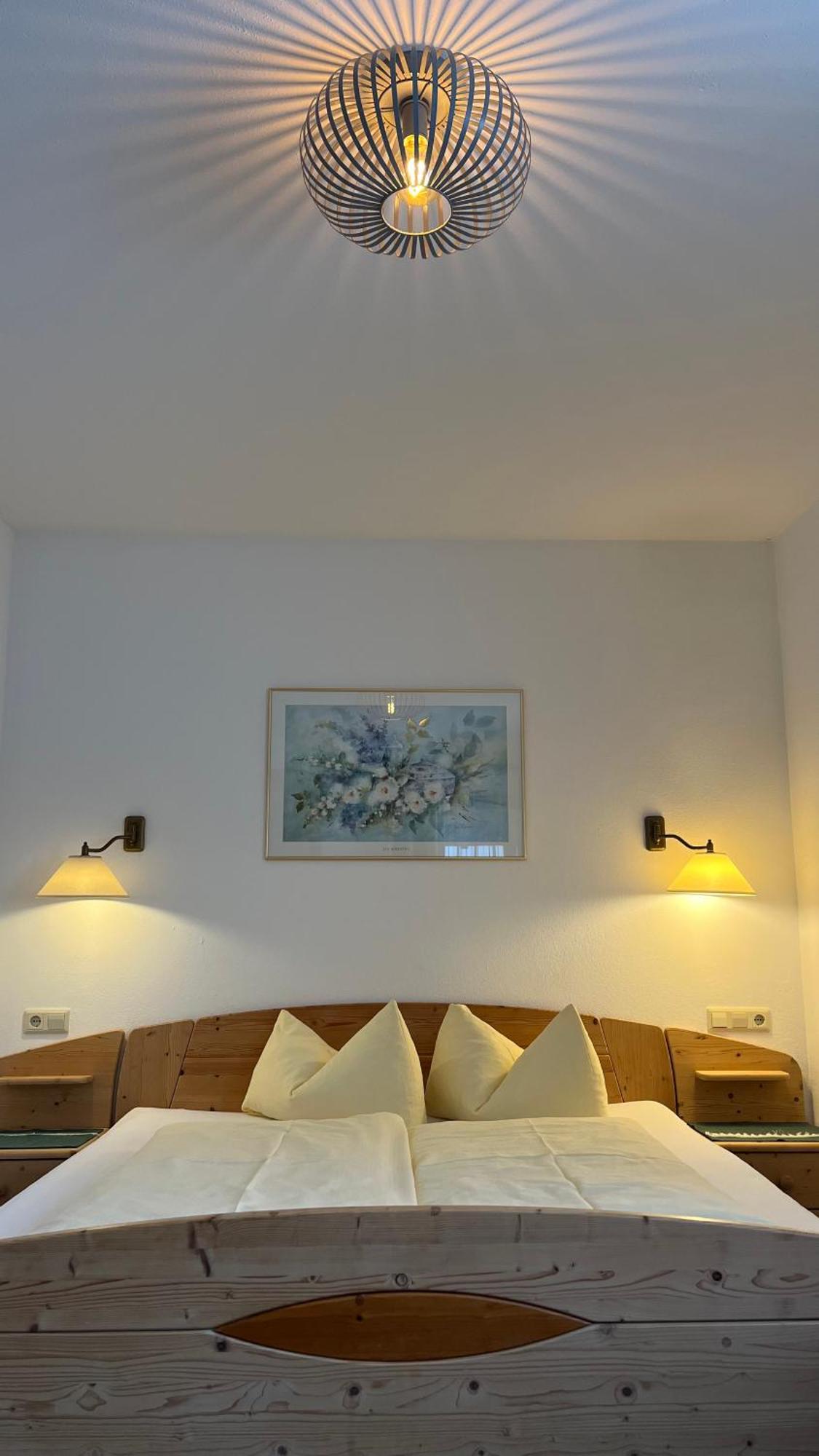 Ferienhaus Ahorn นอยชติฟ อิม ชตูไปทัล ภายนอก รูปภาพ