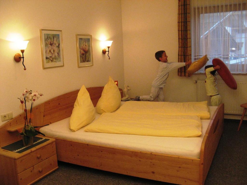 Ferienhaus Ahorn นอยชติฟ อิม ชตูไปทัล ห้อง รูปภาพ